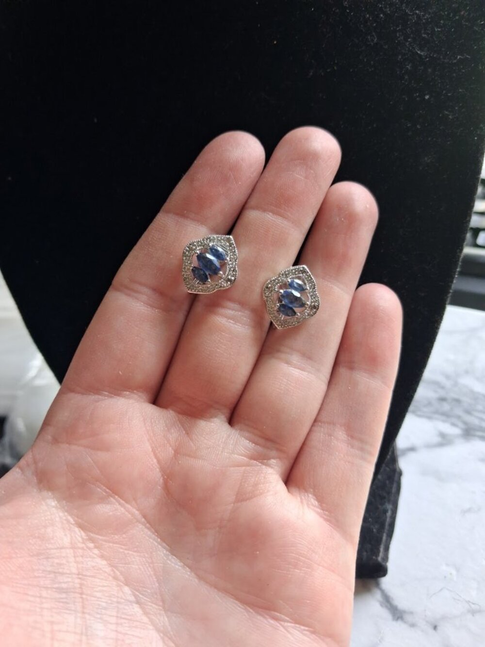 Blue stoned clip on earrings